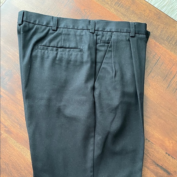 Haggar Casual Pant - Picture 2 of 3